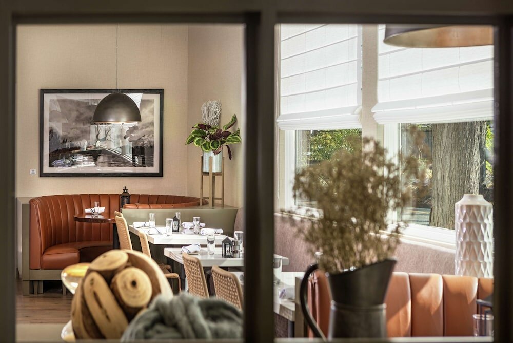 Фото Hilton Garden Inn Davis Downtown