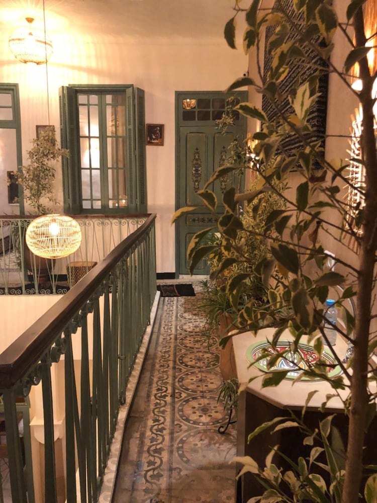 Фото Bed Square - Hostel