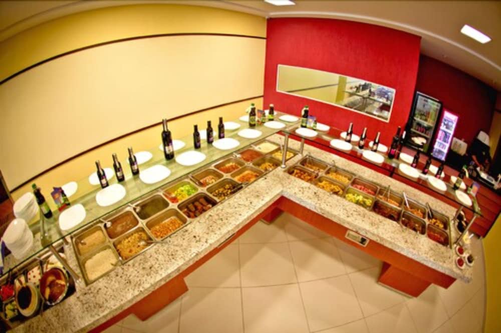 Фото Rede Andrade Mercado