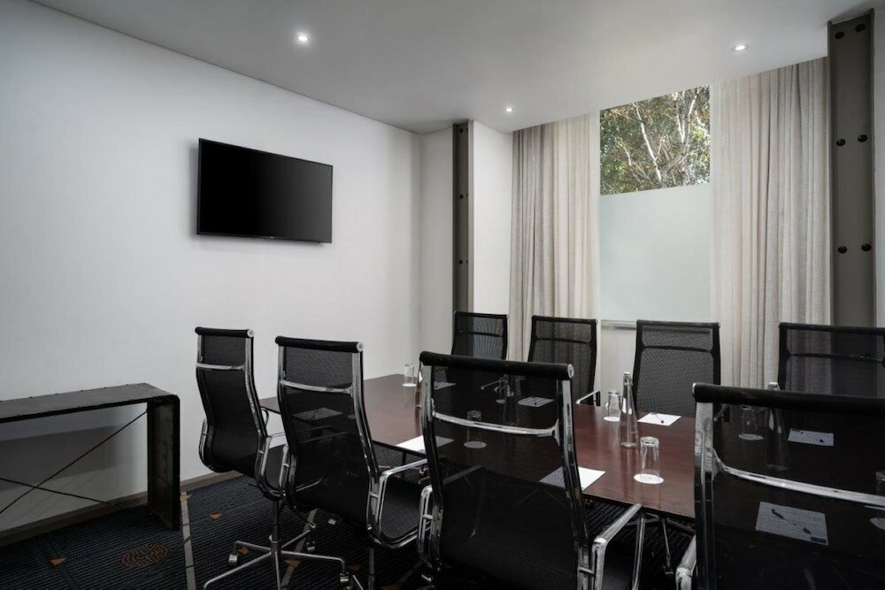 Фото Protea Hotel O.R. Tambo Airport