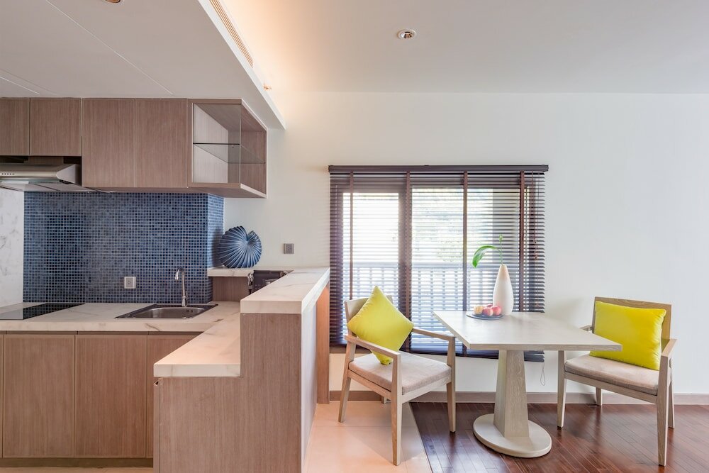 Фото Oceanfront Beach Resort