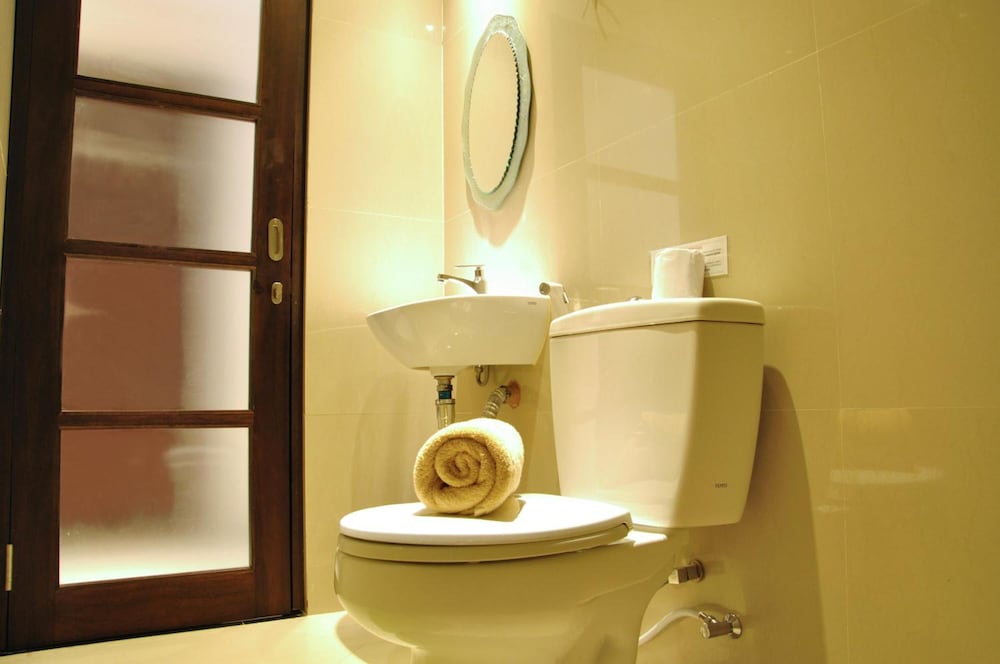 Фото Kuta Sari House