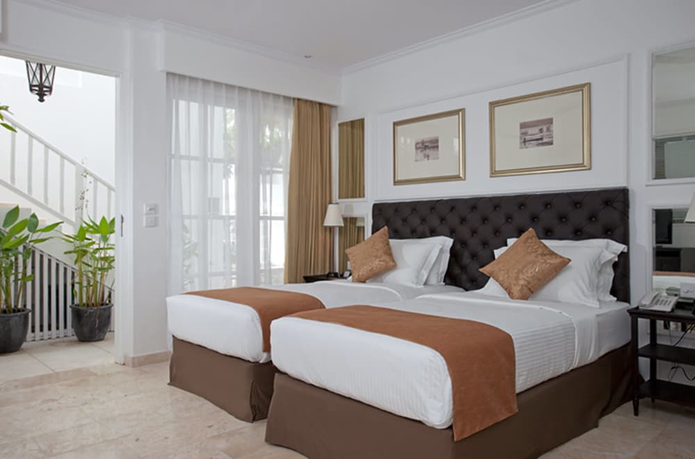 Фото Отель The Colony Hotel Bali