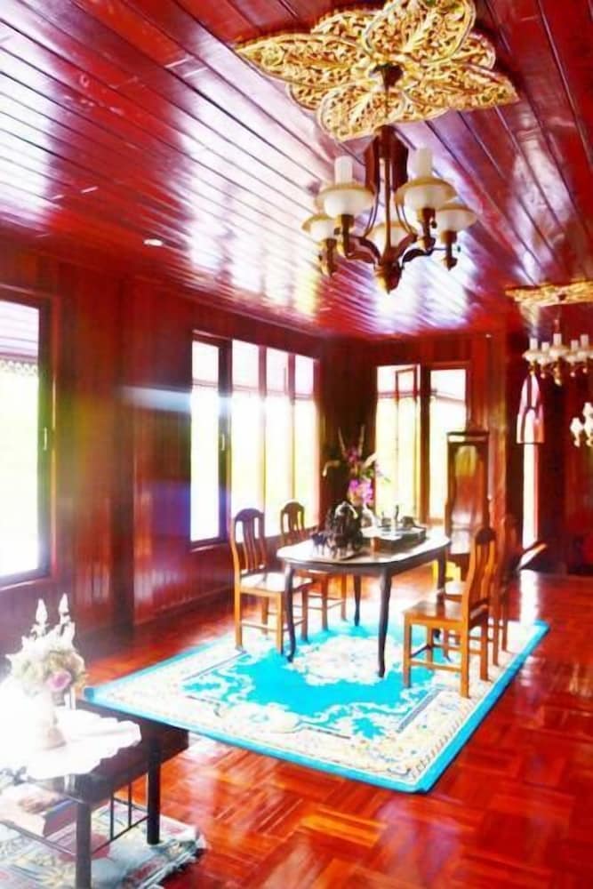 Фото Suandarbporn Resort Mae Sot