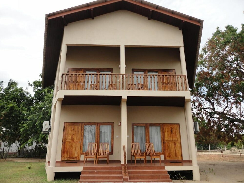 Фото Hotel Naaval