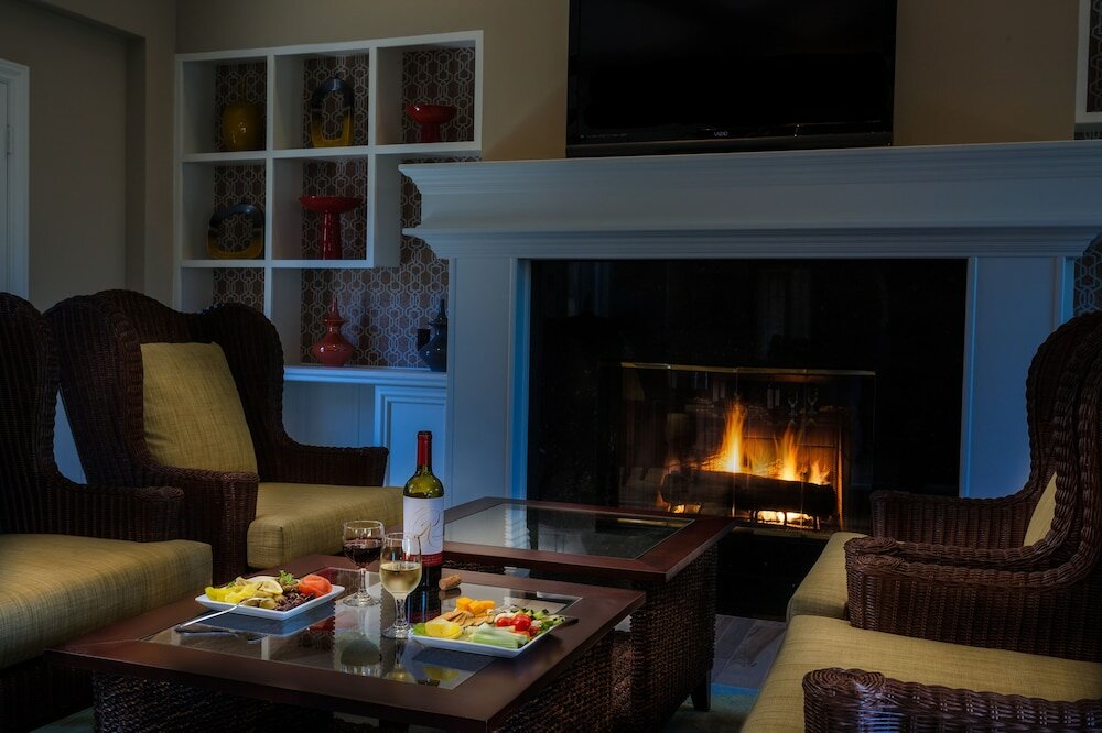 Фото Lighthouse Lodge And Cottages