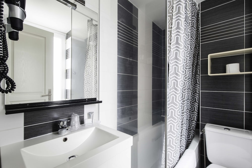 Фото Un Hôtel sur le Port