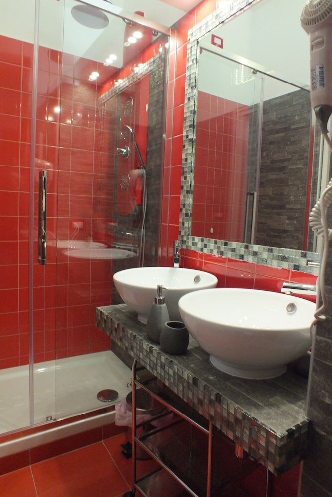 Фото Atmos Luxe Navigli Hostel & Rooms