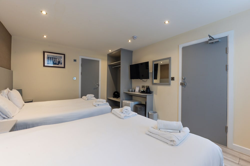 Фото Belmont Hotel