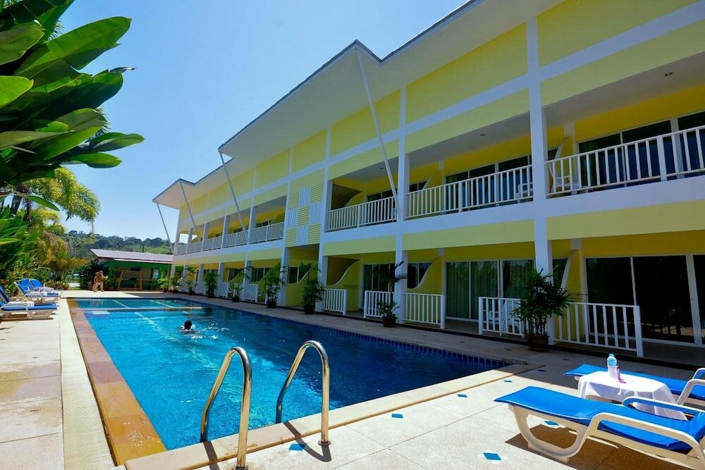 Фото отеля 1