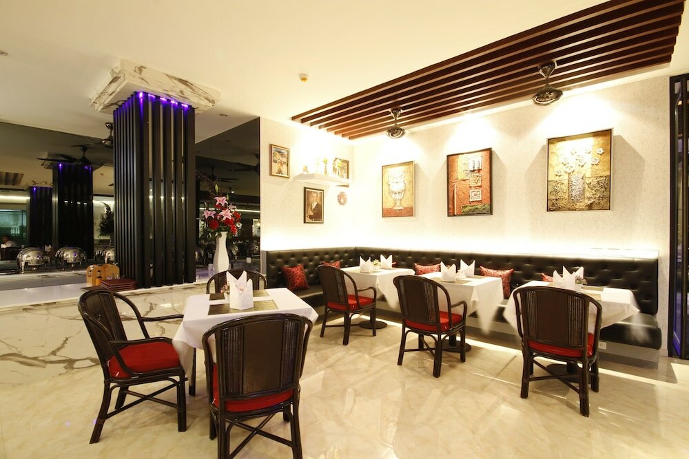 Фото Hemingways Silk Hotel