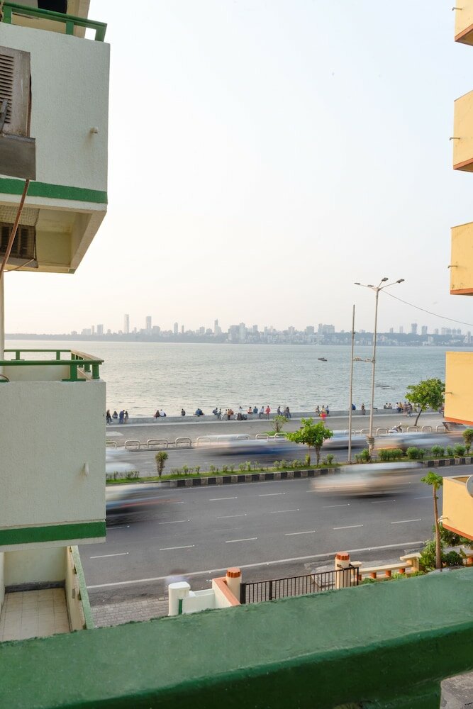 Фото Sea Green South Hotel