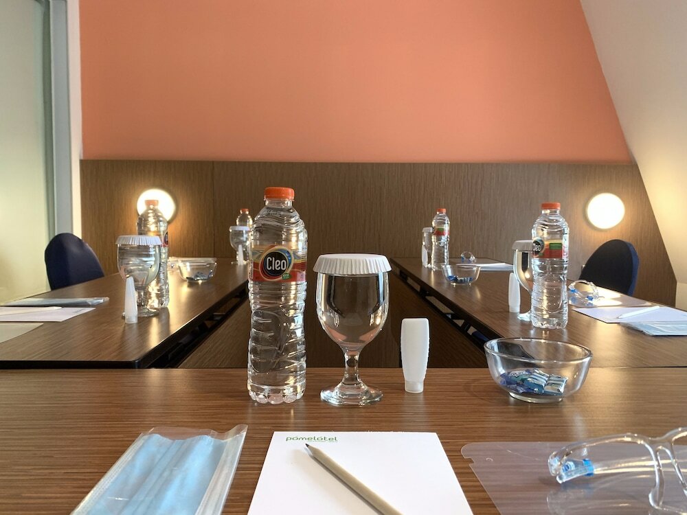 Фото Pomelotel Jakarta