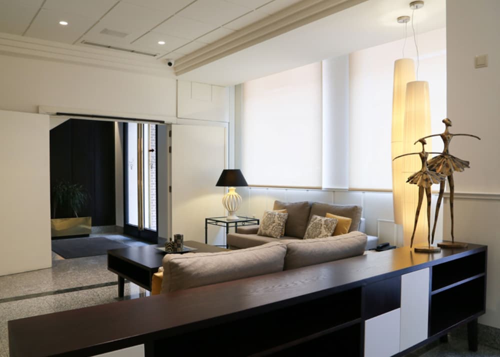 Фото Hostal Carlos III