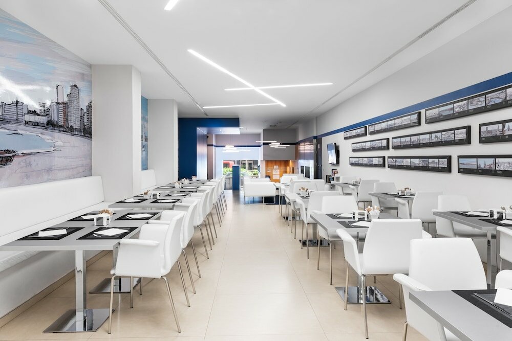 Фото Eurostars Blue Coruña