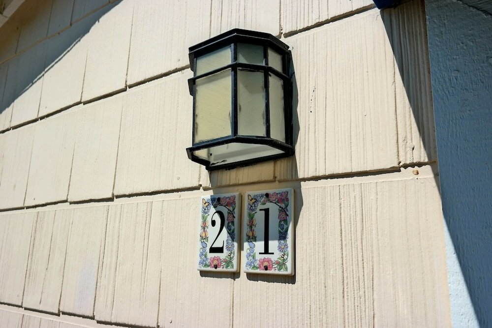 Фото Malibu Country Inn