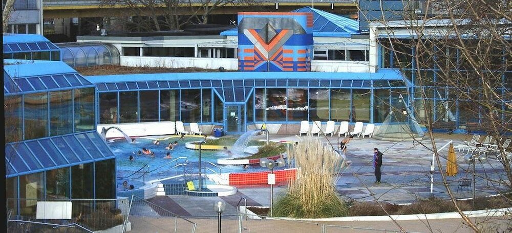 Фото Mercure Hotel Stuttgart Zuffenhausen