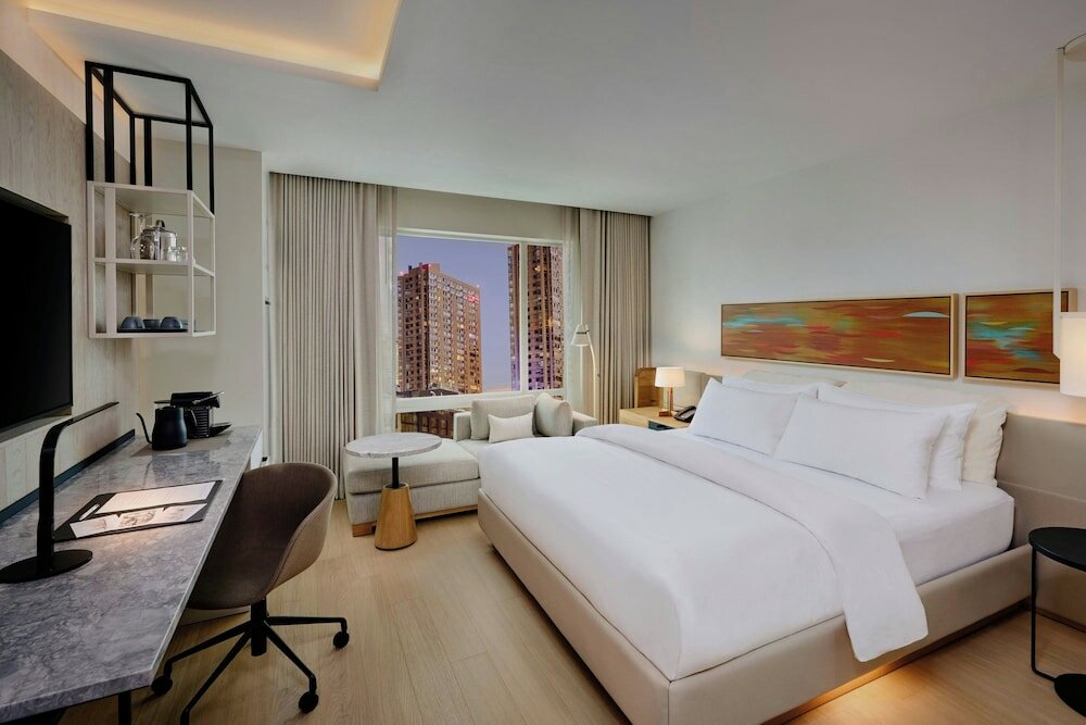 Фото The Pearle Hotel & SPA Autograph Collection