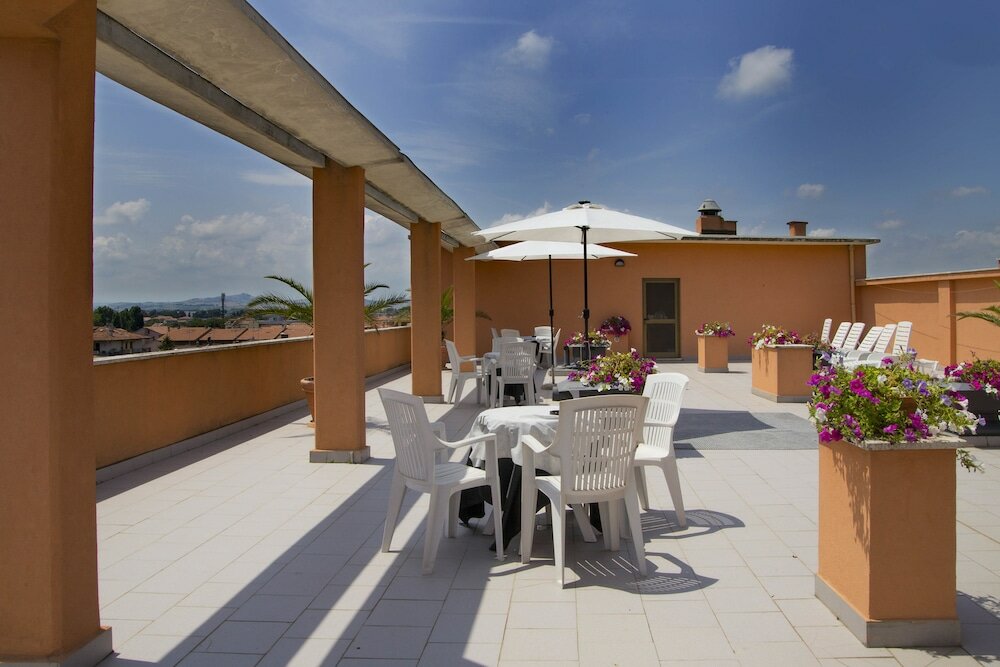 Фото Hotel Solarium