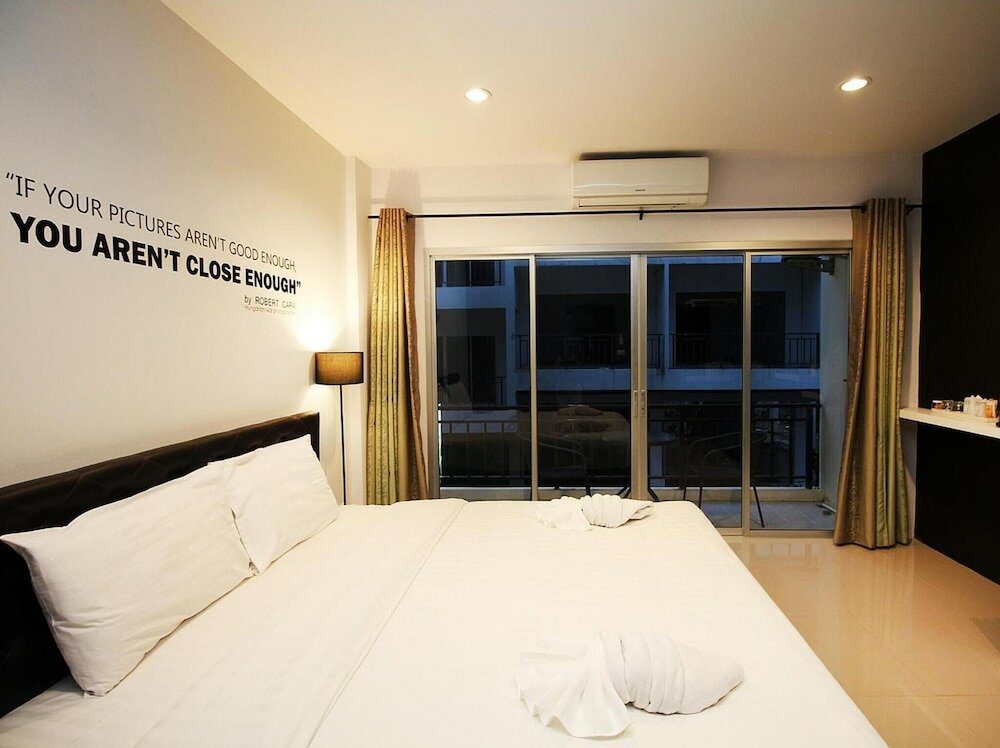 Фото The Artist House