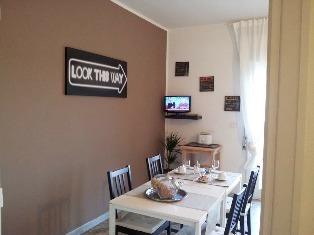 Фото Atticoromantica