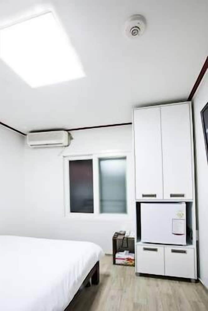 Фото Jc Inn Dongdaemun - Hostel