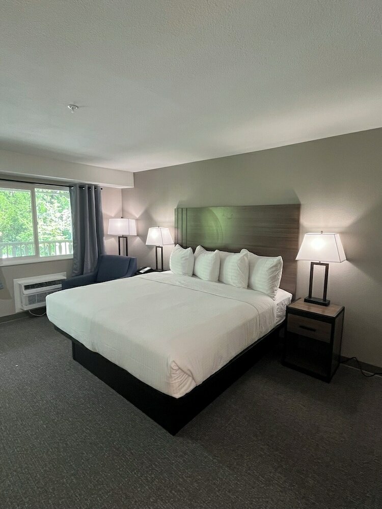 Фото Northern Queen Inn