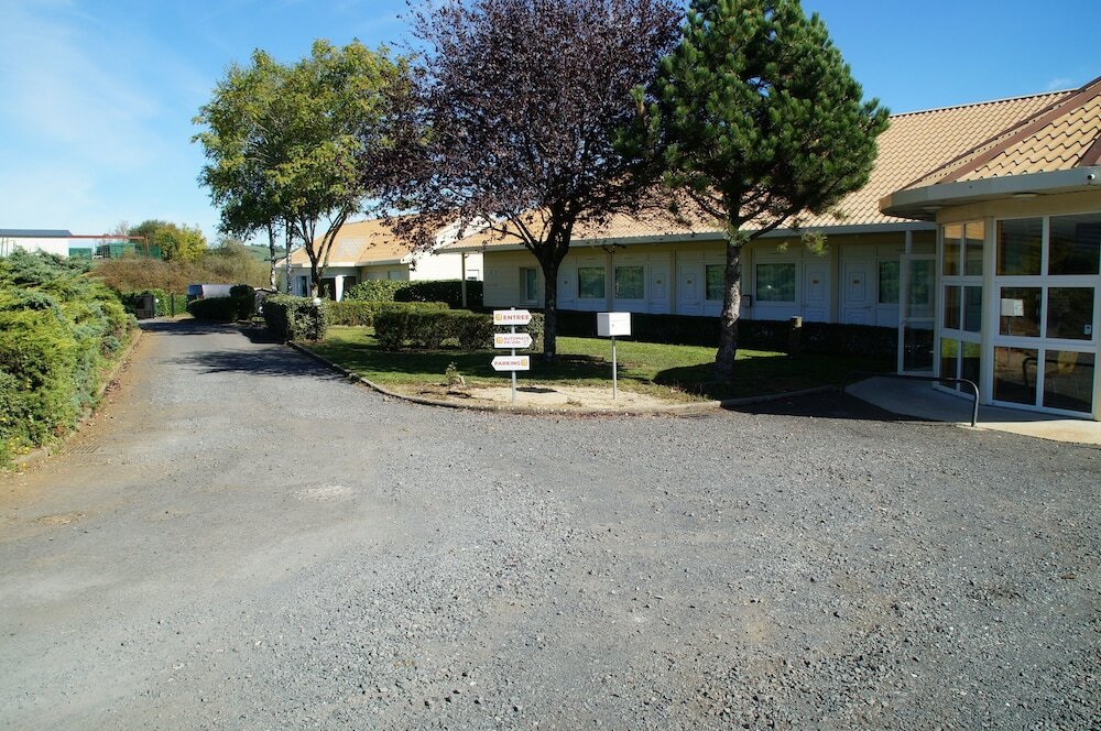 Фото The Originals Access, Hôtel Aurillac