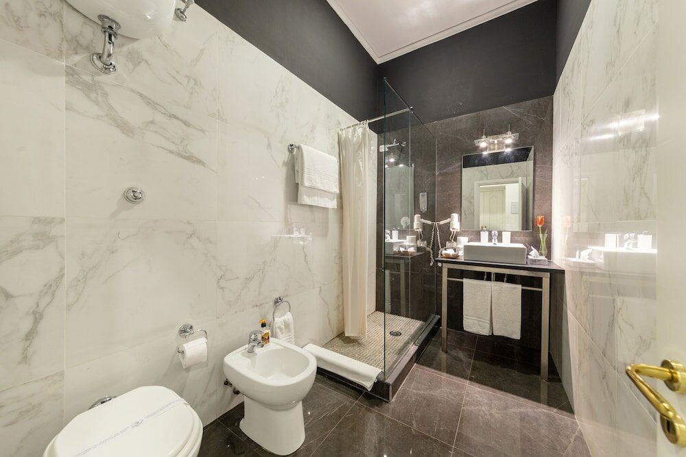 Фото Il Ventre di Napoli Broggia