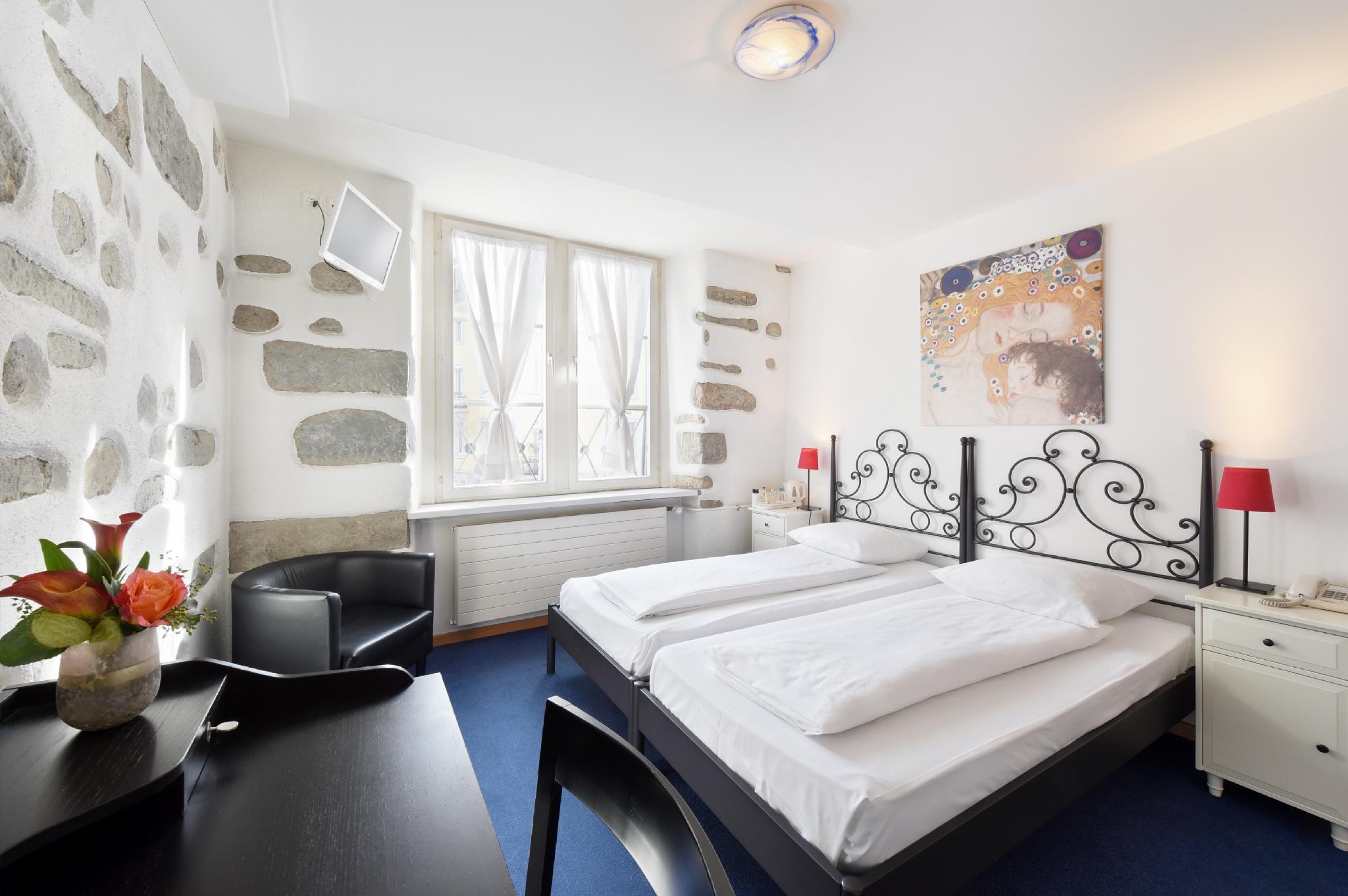 Фото Hotel Hirschen