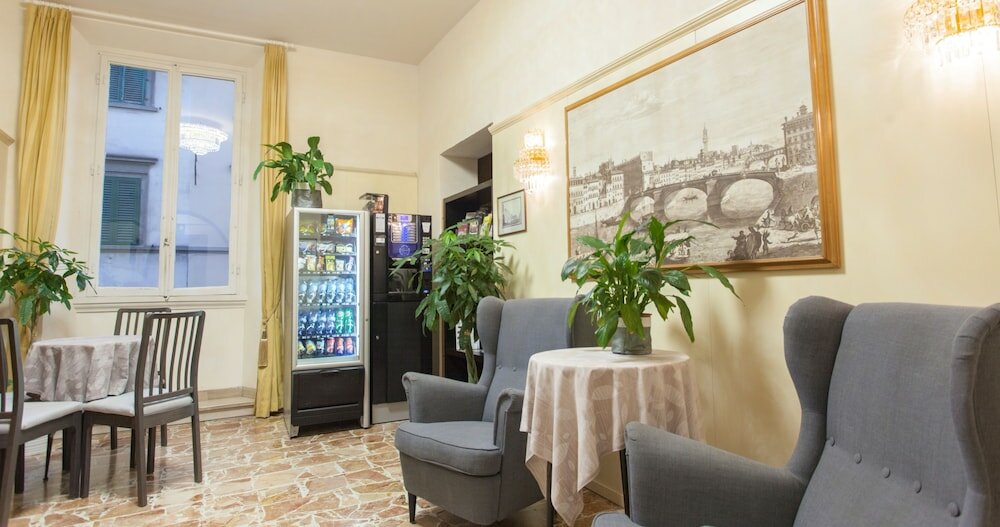 Фото Hotel St. James