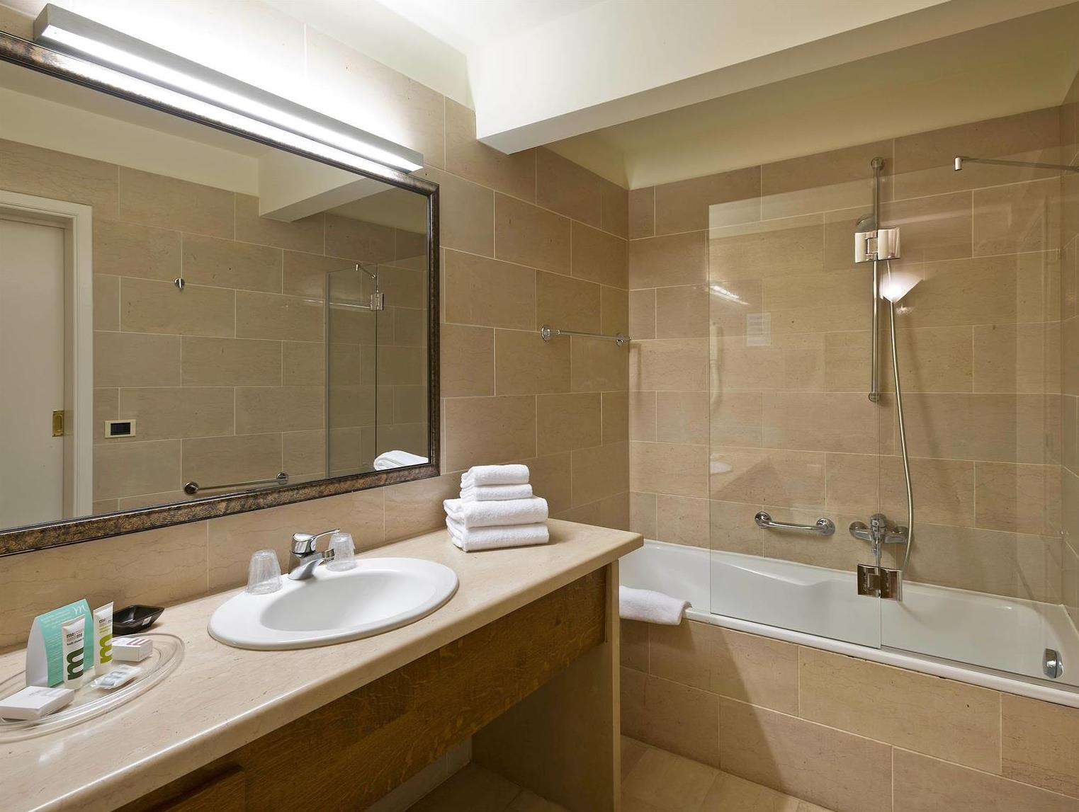 Фото Hotel Opera