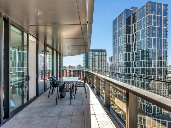 Фото Melbourne Lifestyle Apartments Best Views on Collins