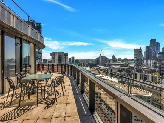 Фото Melbourne Lifestyle Apartments Best Views on Collins