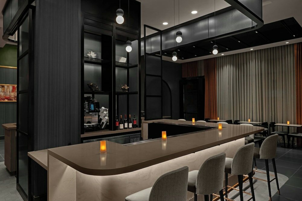 Фото Courtyard by Marriott New York World Trade Center Area