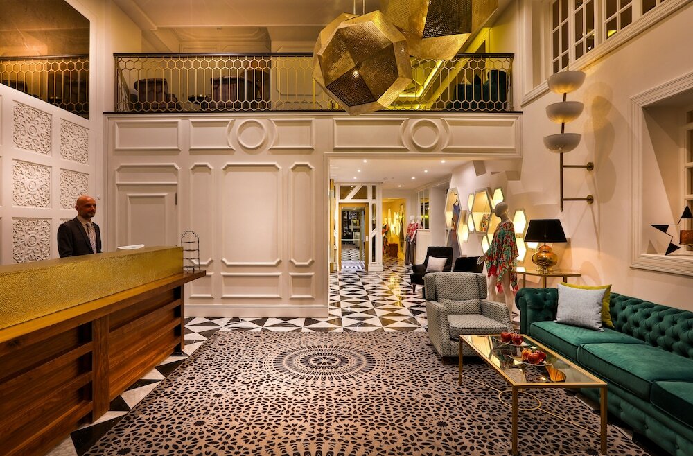 Фото отеля 2