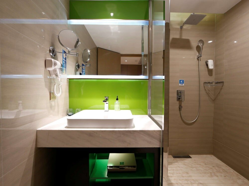 Фото ibis Styles Xiamen Zhongshan Rd Walking Street