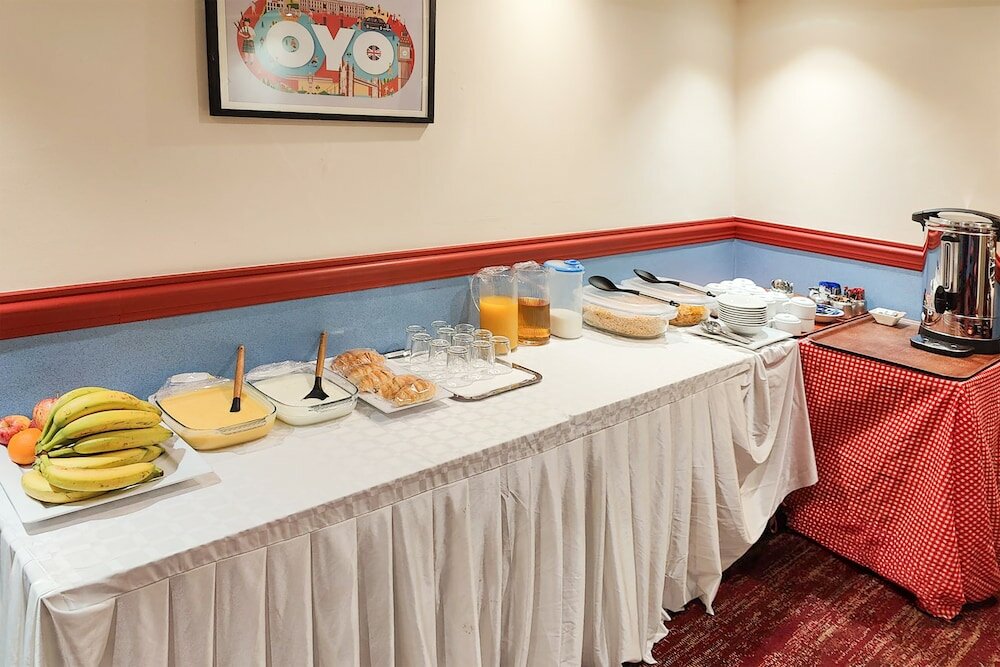 Фото Oyo Flagship Brentwood