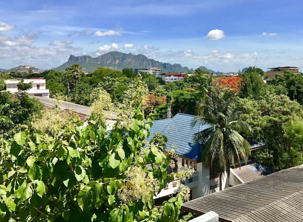 Фото The Beach Cha Am Guest House