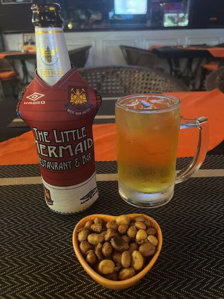 Фото Little Mermaid Guesthouse & Restaurant