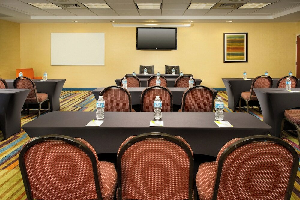 Фото Fairfield Inn & Suites by Marriott Waco North