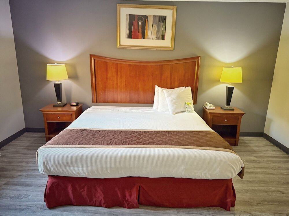 Фото Laketree Inn And Suites Marion