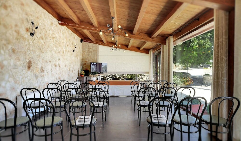 Фото Artemisia Resort