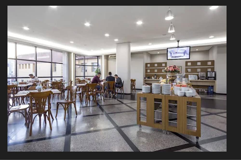 Фото Cambirela Hotel