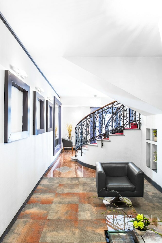 Фото Piazza di Spagna Suites