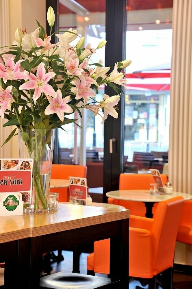 Фото Stadthotel Langenfeld