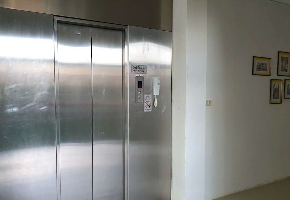 Фото Phet Cha-am Plaza & Resort