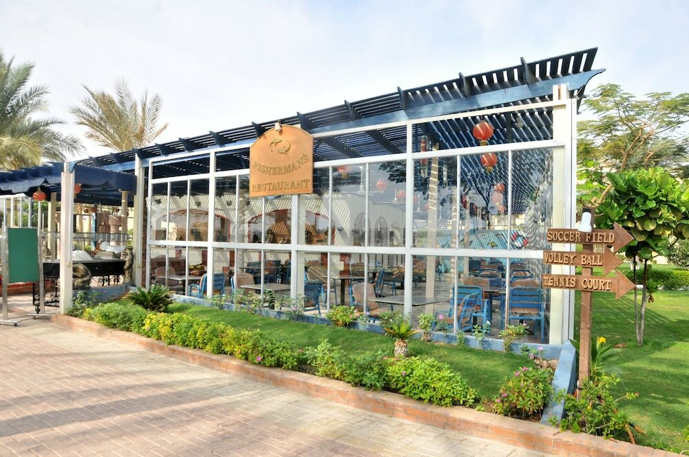 Фото Grand Oasis Resort