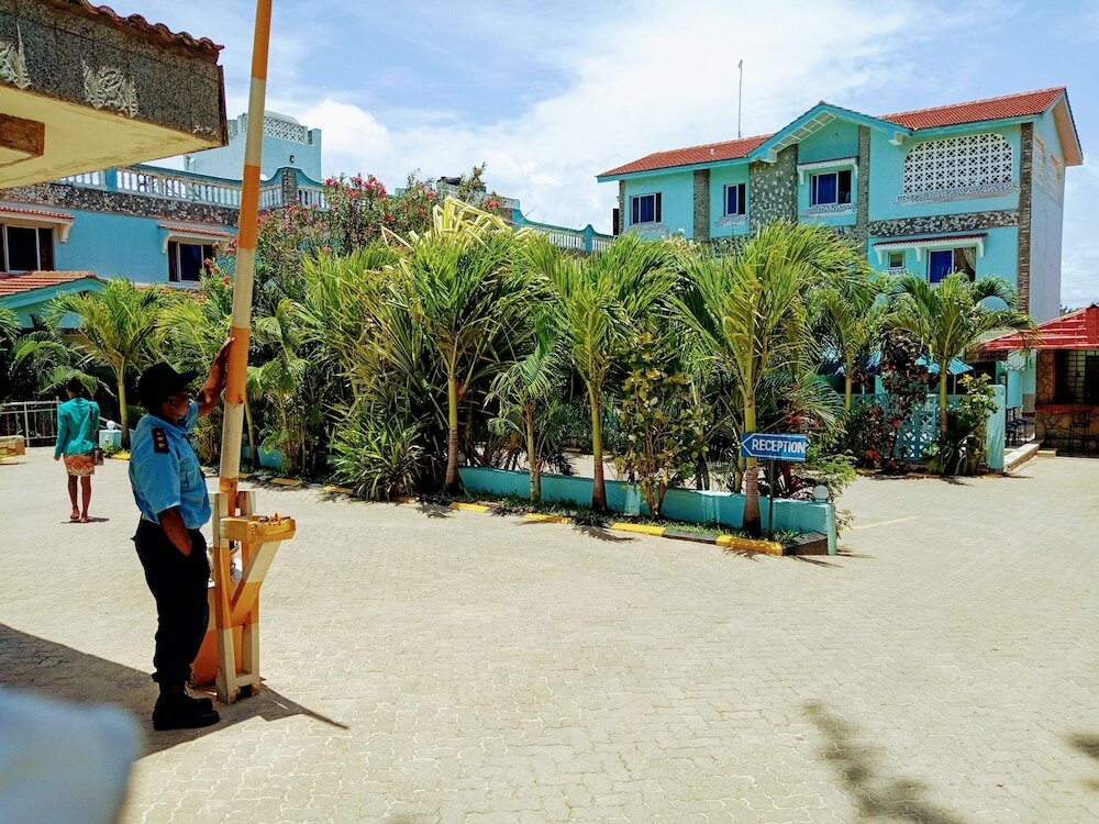 Фото Chamiachi Luxury Apartments