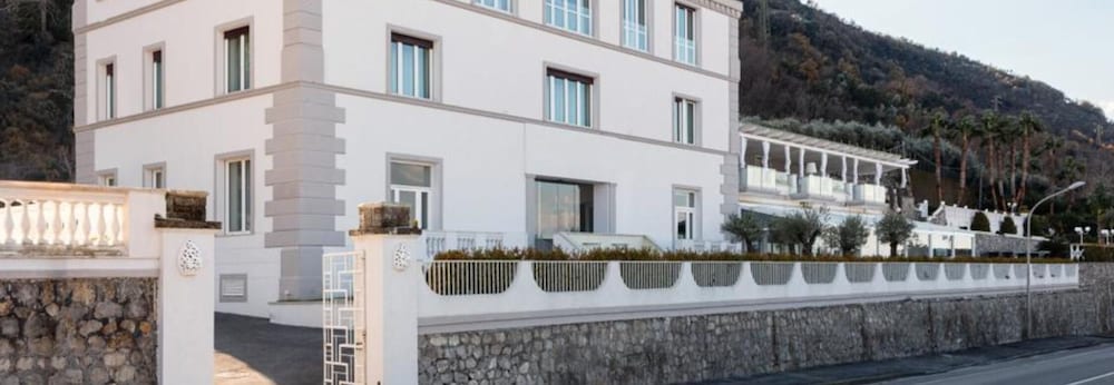 Фото Hotel Villa Cimmino